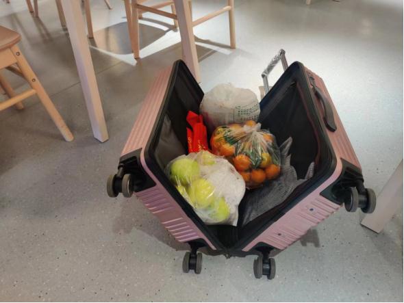 上海爷叔三次婚恋被分走三套房……宜家老人:这里找不到爱情 上海爷叔三次婚恋被分走三套房……宜家老人:这里找不到爱情