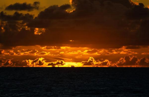 高清大片来袭!一起感受水兵的浪漫 高清大片来袭!一起感受水兵的浪漫