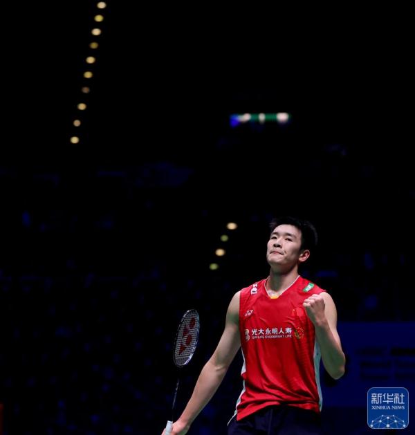 羽毛球｜全英公开赛：李诗沣晋级半决赛