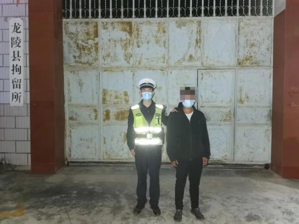 普法强基 | 男子酒驾冲卡逃逸被拘留