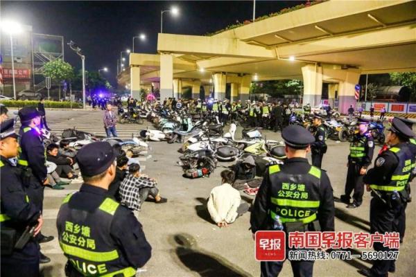 抓了！“鬼火少年”飙车炫技，数百人围观，南宁警方当场查处150人