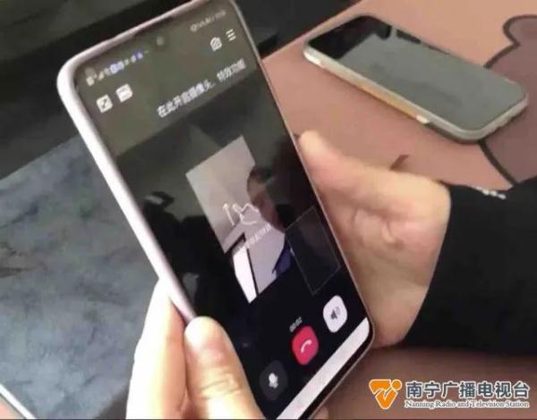 女子接到陌生来电，一张“通缉令”，十几万没了！