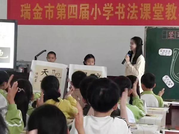 祝福!长跑12年的军恋故事,终于有了结果 祝福!长跑12年的军恋故事,终于有了结果