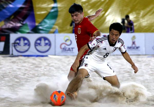 沙滩足球亚洲杯：中国队不敌日本队