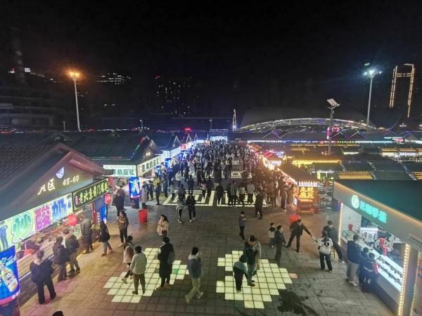 烟火再起！沈阳兴顺夜市开啦