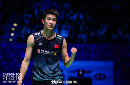 祝贺！00后小将获全英羽毛球公开赛冠军