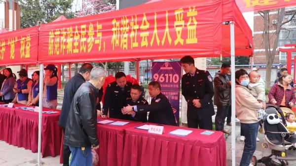 仙桃一对夫妻成功识破骗局 关键一招是......