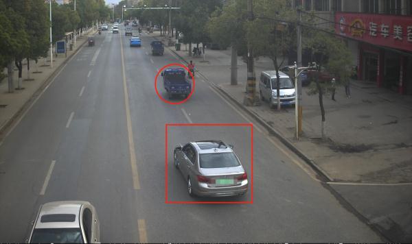 豪车主动“碰瓷”三轮车？是的，没看错！结果......