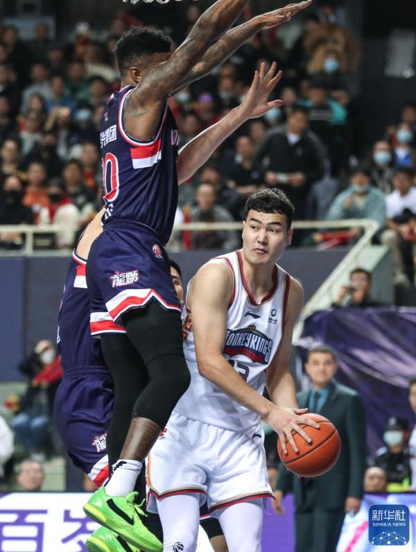 CBA常规赛：广州龙狮胜南京同曦宙光