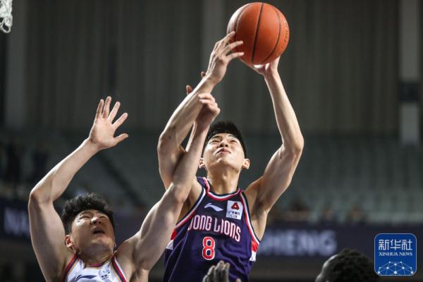 CBA常规赛：广州龙狮胜南京同曦宙光