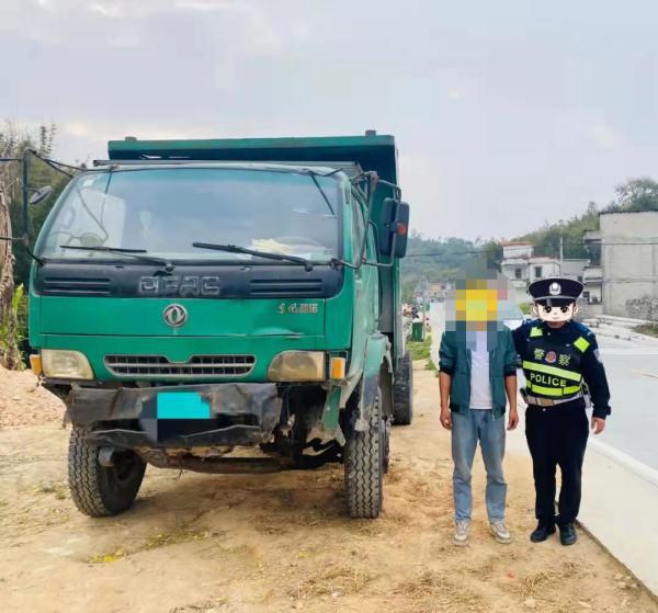 撞倒两人后逃逸?2小时抓获!!! 撞倒两人后逃逸?2小时抓获!!!