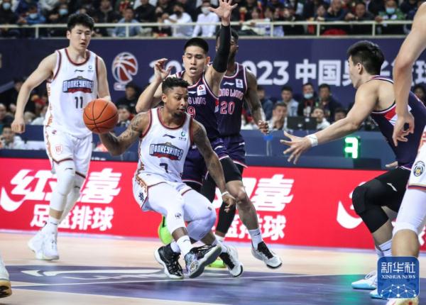 CBA常规赛：广州龙狮胜南京同曦宙光