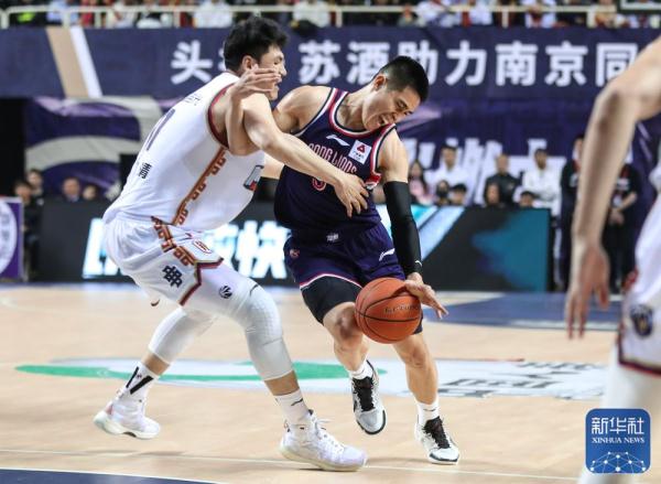 CBA常规赛：广州龙狮胜南京同曦宙光