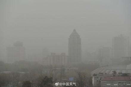 沙尘来了！北京沙尘暴黄色预警发布 北风劲吹阵风可达7级