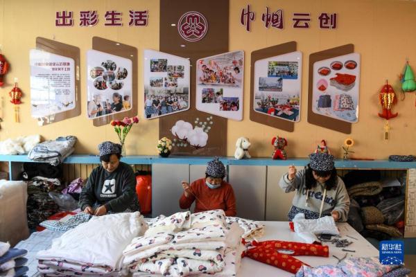 山东沂源:特色手工助力山区妇女创富增收 山东沂源:特色手工助力山区妇女创富增收