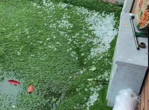 浙江一地下冰雹!暴雨、雷电、大风齐上阵,气温还要再降 浙江一地下冰雹!暴雨、雷电、大风齐上阵,气温还要再降