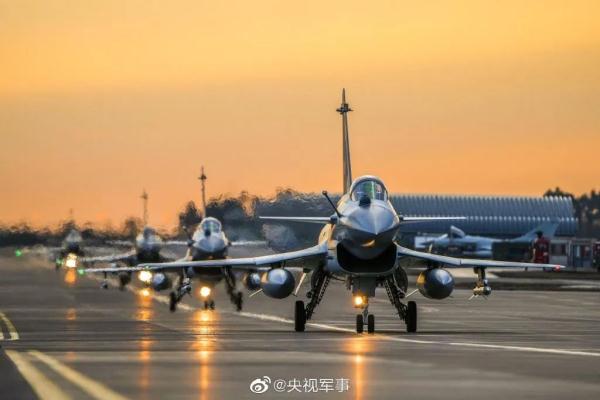 那一天后，他把自己的生日改为3月23日……