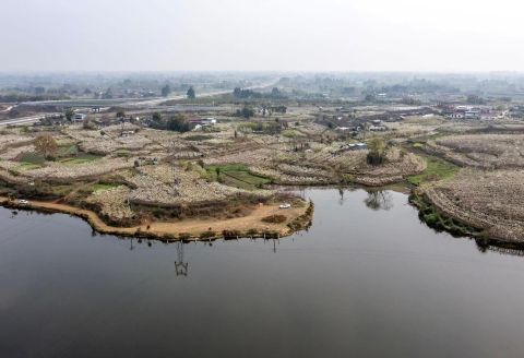 四川什邡:梨花盈盈醉春风 四川什邡:梨花盈盈醉春风