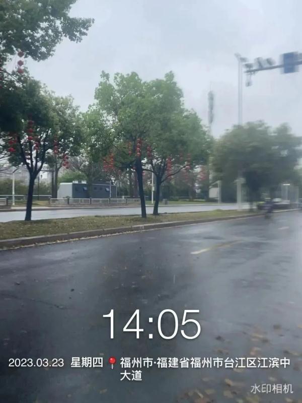 今天，福州破纪录！这群人奔向暴风骤雨……
