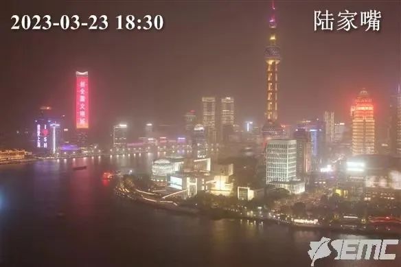 猝不及防！沙尘傍晚突袭上海，污染过程持续到明天……