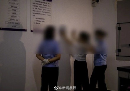 致敬！缉毒女警：面临生死缉毒现场唯有奋不顾身