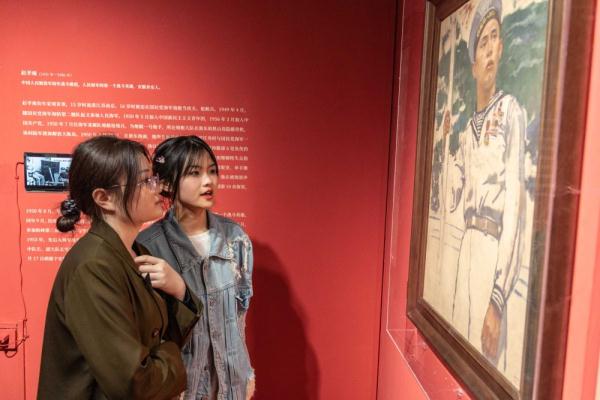 “为人民造像”—徐悲鸿笔下的劳动人民主题展在重庆启幕