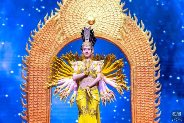 中国残疾人艺术团《我的梦》公益巡演在重庆市特教中心举行专场演出