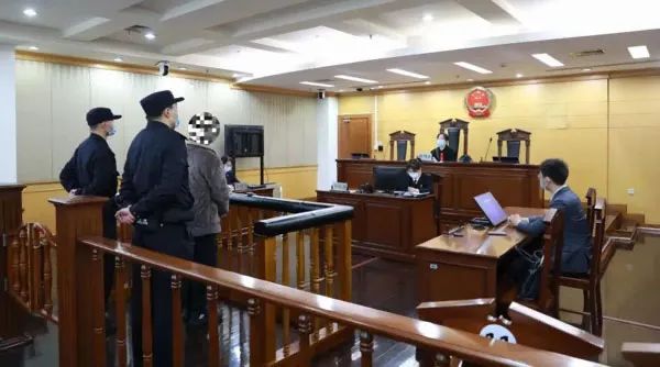 男子远程操控27人电脑，长期偷窥女性…上海法院判了！