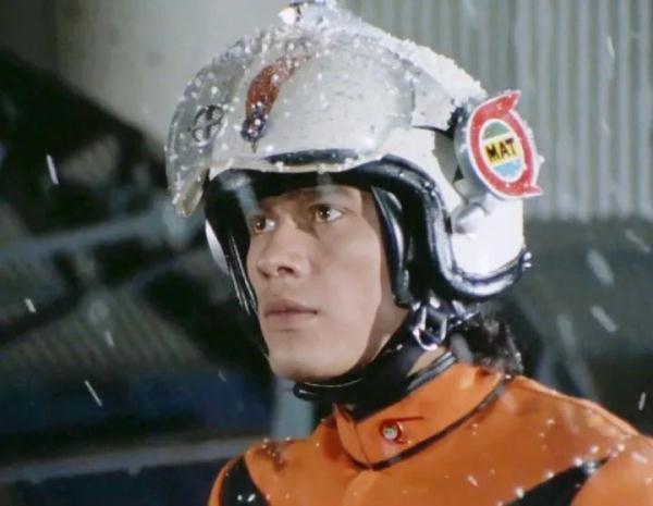奥特曼迷集体痛悼：再见童年，他只是回M78星云去了