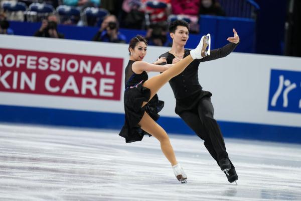 花样滑冰世锦赛丨中国组合亮相冰舞赛场 花样滑冰世锦赛丨中国组合亮相冰舞赛场