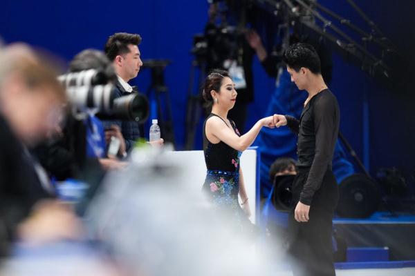 花样滑冰世锦赛丨中国组合亮相冰舞赛场 花样滑冰世锦赛丨中国组合亮相冰舞赛场