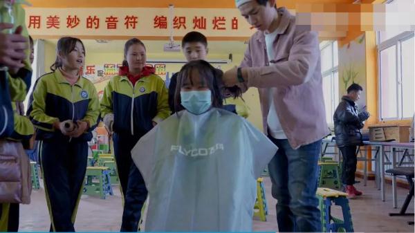 “写这封信的学姐应该已经36岁了吧”