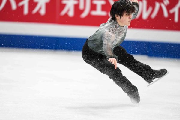 花滑世锦赛:日本选手宇野昌磨卫冕男子单人滑冠军 花滑世锦赛:日本选手宇野昌磨卫冕男子单人滑冠军