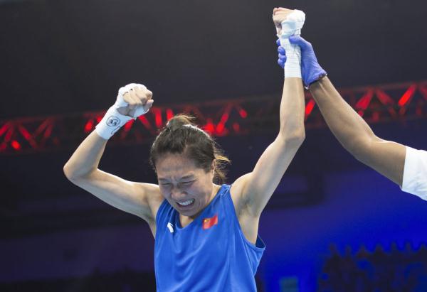 世界女子拳击锦标赛：杨柳获63-66公斤级冠军