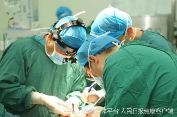 出国旅游被“割腰子”？医生发声