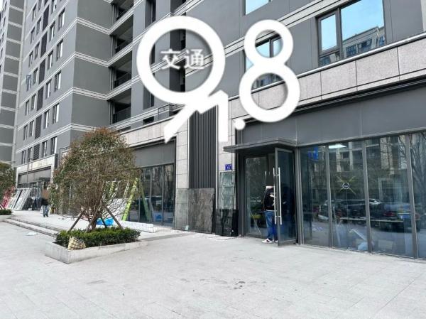 “水从插座里喷出来……”男子四百万买高档精装房，结果心太累