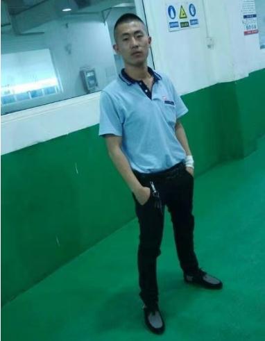 从电镀工人转型网络主播，江苏小伙免费为数千人找到工作