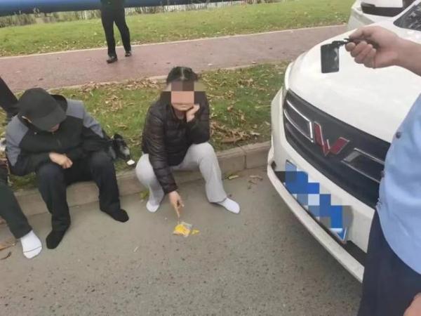 假尼姑看相卖“平安符”?警方打掉一个诈骗犯罪团伙 假尼姑看相卖“平安符”?警方打掉一个诈骗犯罪团伙