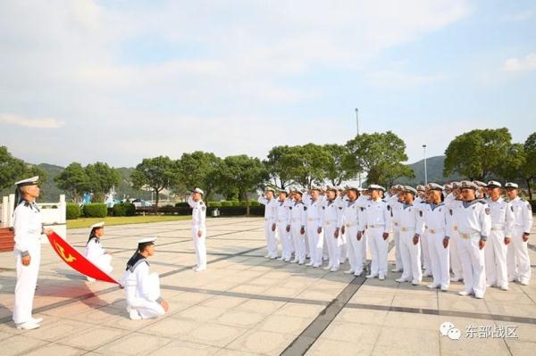 这支导弹快艇部队，荣立集体三等功！