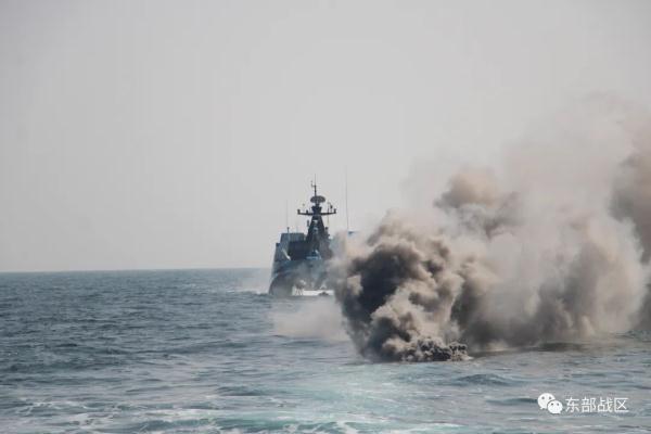 这支导弹快艇部队，荣立集体三等功！