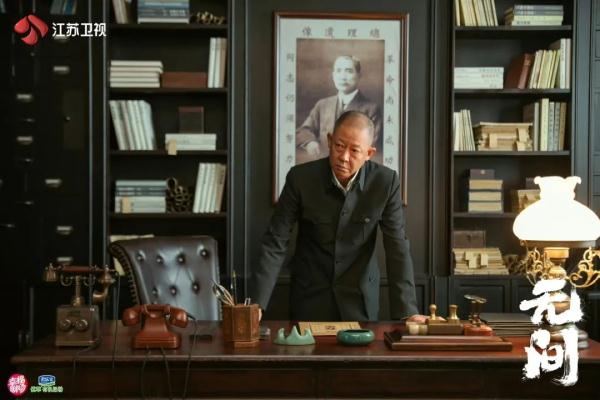 江苏卫视《无间》今晚开播，靳东王志文张志坚高手过招