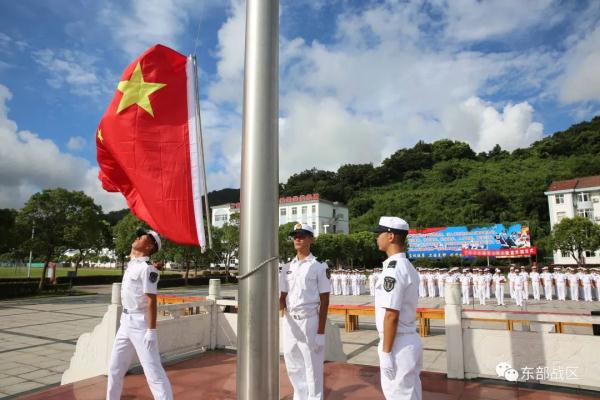 这支导弹快艇部队，荣立集体三等功！