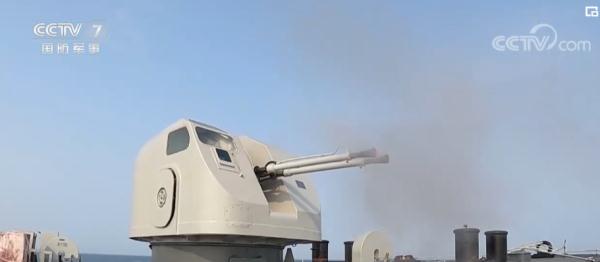 南海海域 登陆舰编队多课目实战化训练