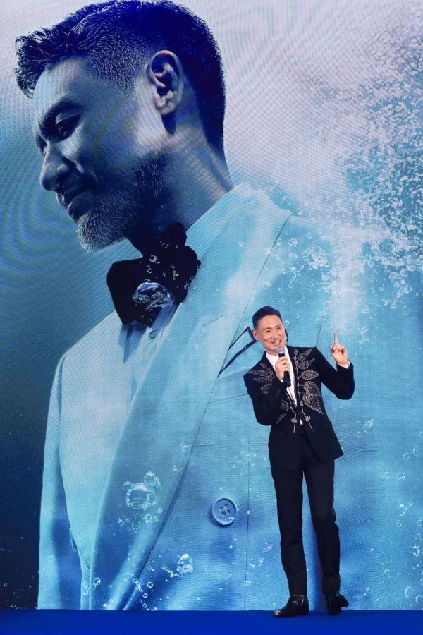 62岁的张学友官宣! 62岁的张学友官宣!