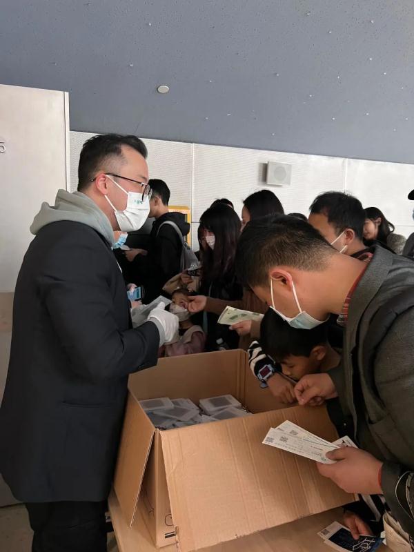 暂别了！上海今天有人请假来看TA，还有惊喜！在《欢乐颂》《大灌篮》里都亮相过→