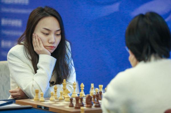 国象女子世界冠军候选人赛决赛：雷挺婕扳回一城