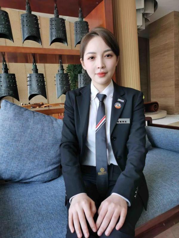 90后美女裁判的梦想→