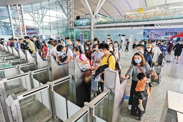 清明假期深圳增开高铁200余列！多地宣布免票，优惠→