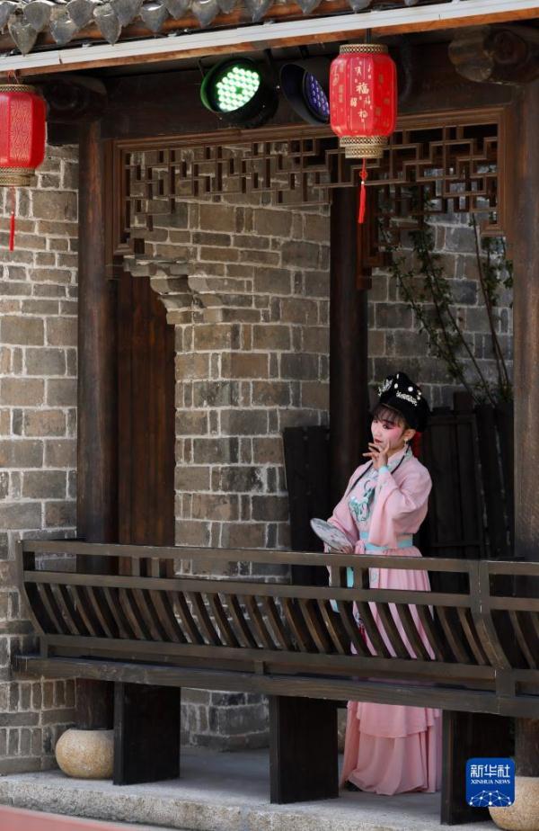 江苏建湖：走进淮剧小镇 感受非遗魅力