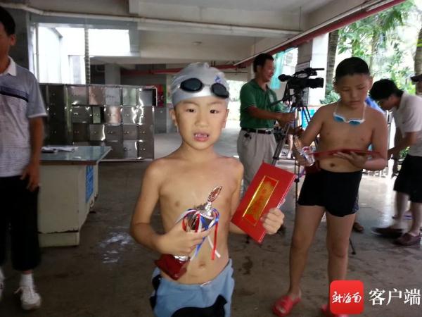 “来自星星的他”在闪闪发光！海南一名孤独症少年的进阶之路